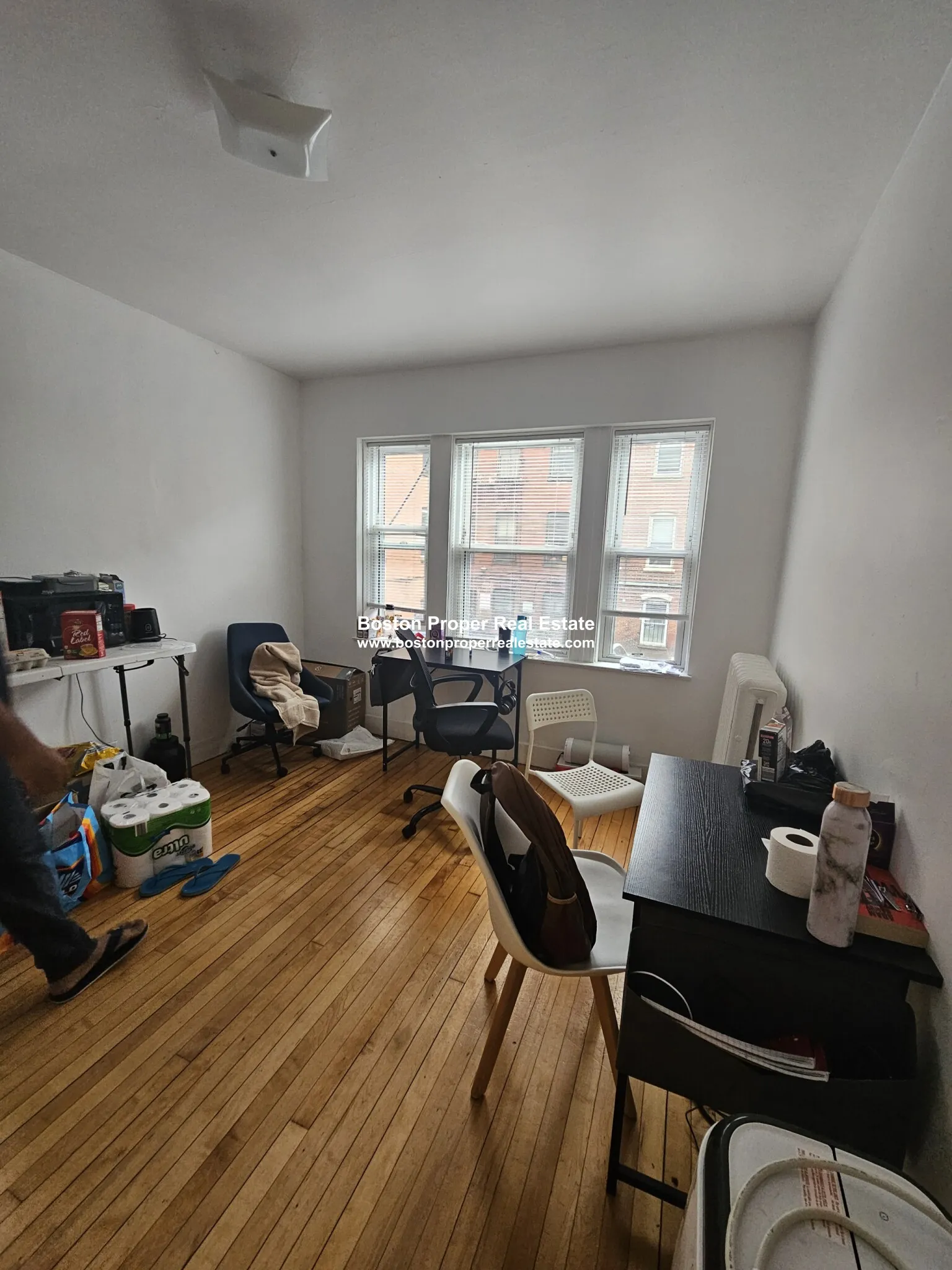 3 bed, 1 bath apartment for rent at 16 Westland Ave Unit 107, Fenway — photo 2 of 20