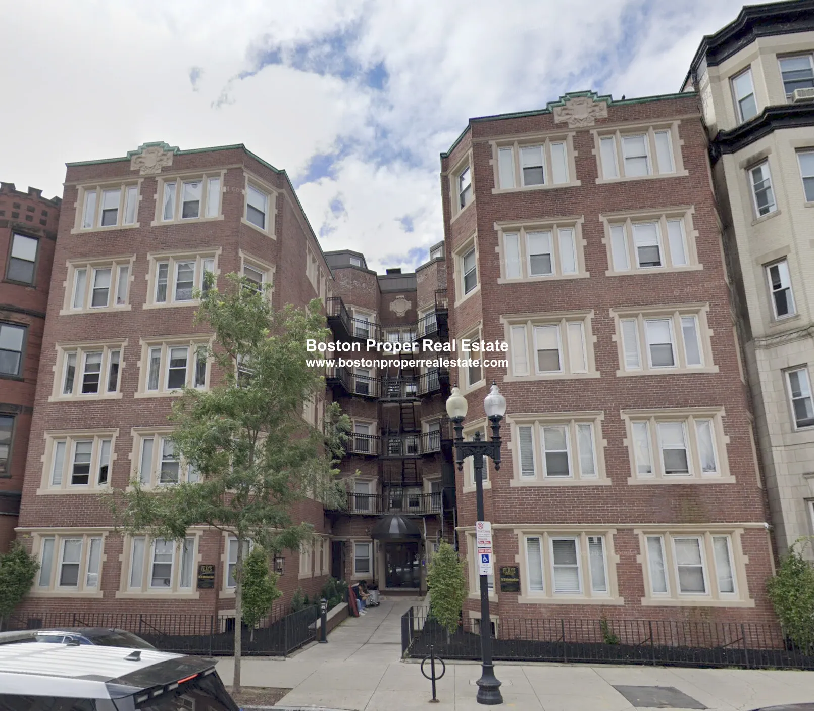 3 bed, 1 bath apartment for rent at 16 Westland Ave Unit 108, Fenway