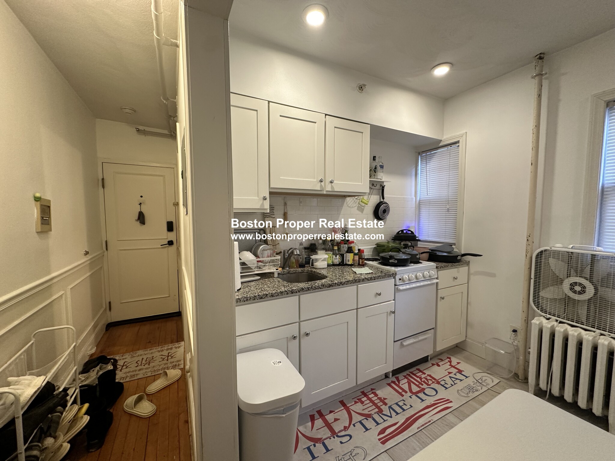 Studio bed, 1 bath apartment for rent at 16 Westland Ave Unit 203, Fenway — photo 2 of 23