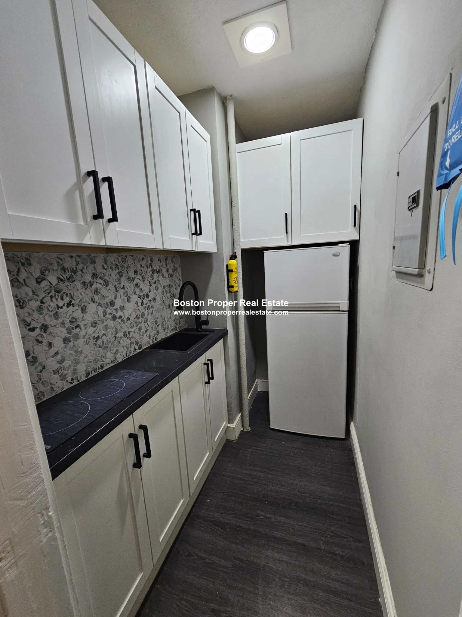2 bed, 1 bath apartment for rent at 16 Westland Ave Unit 204, Fenway — photo 16 of 19