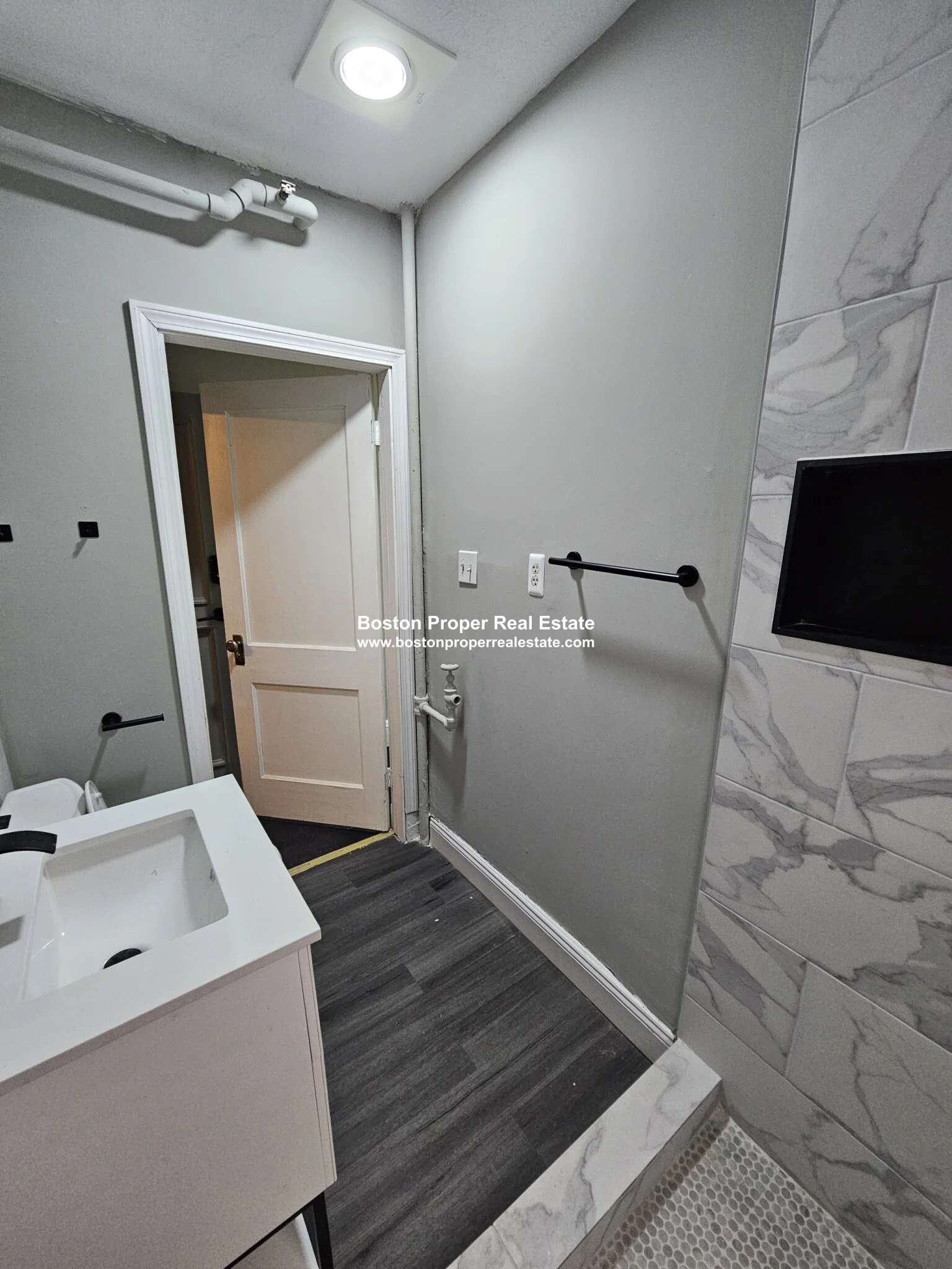 2 bed, 1 bath apartment for rent at 16 Westland Ave Unit 204, Fenway — photo 18 of 19