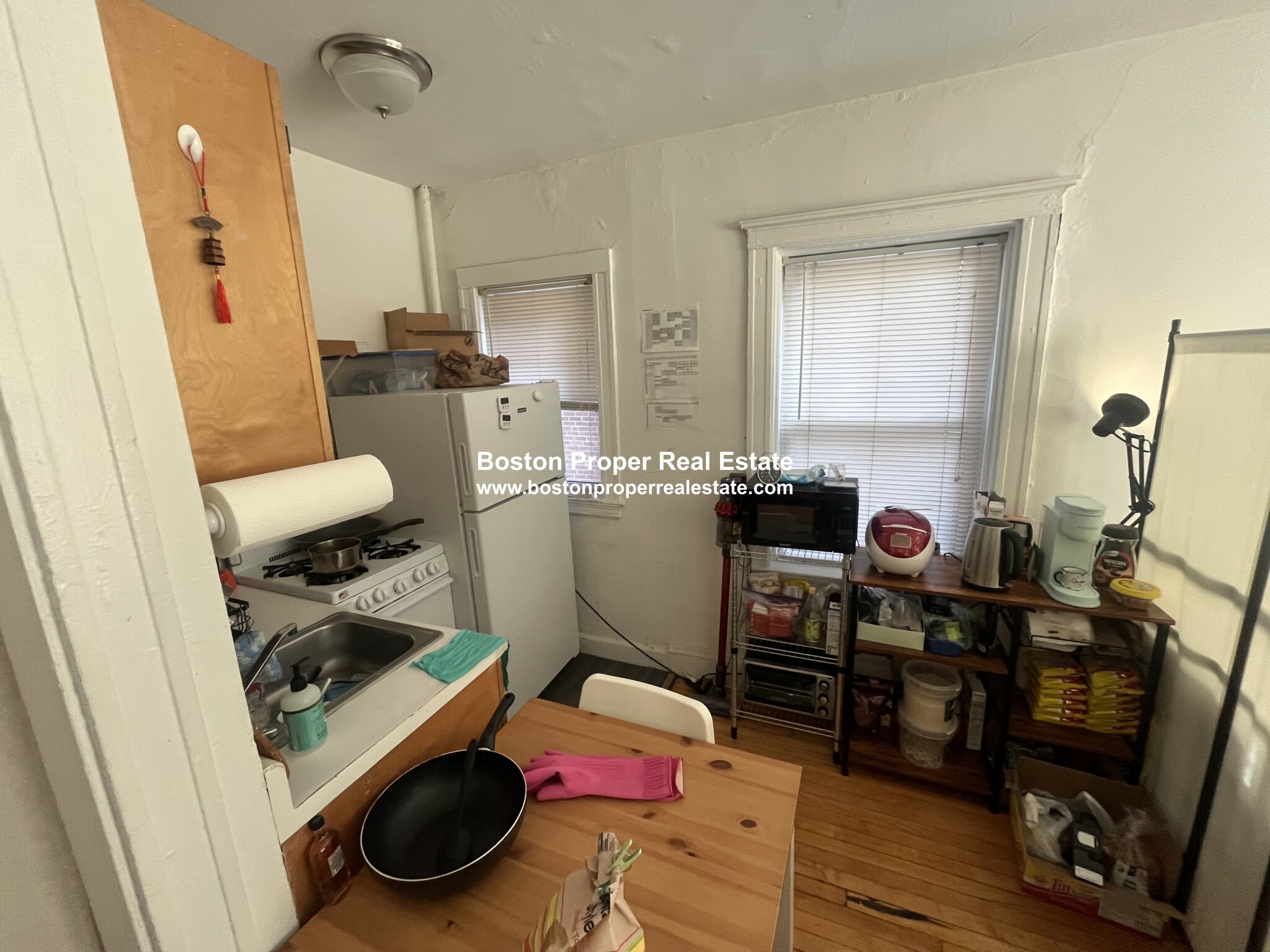2 bed, 1 bath apartment for rent at 16 Westland Ave Unit 207, Fenway — photo 4 of 17