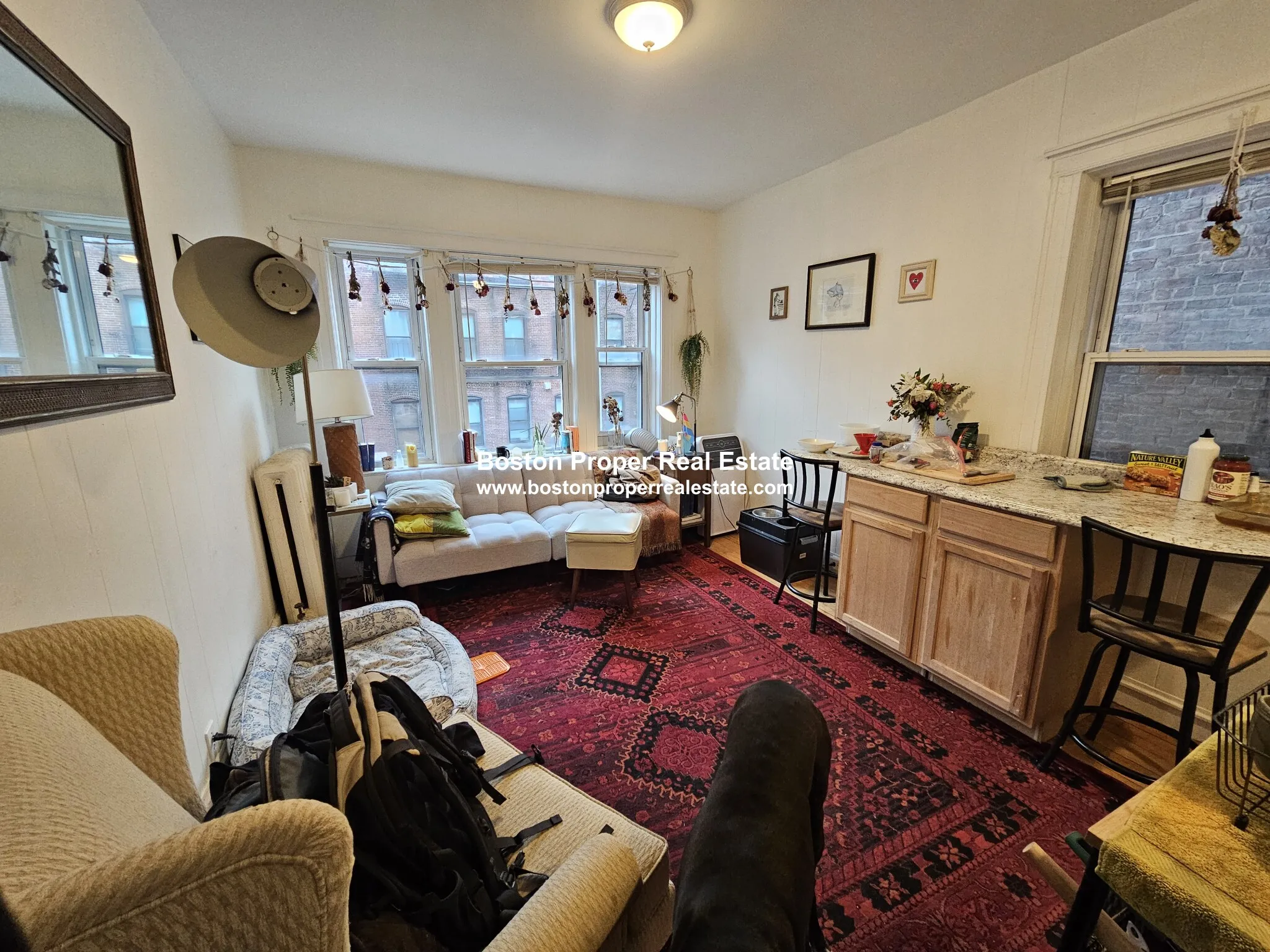2 bed, 1 bath apartment for rent at 16 Westland Ave Unit 208, Fenway