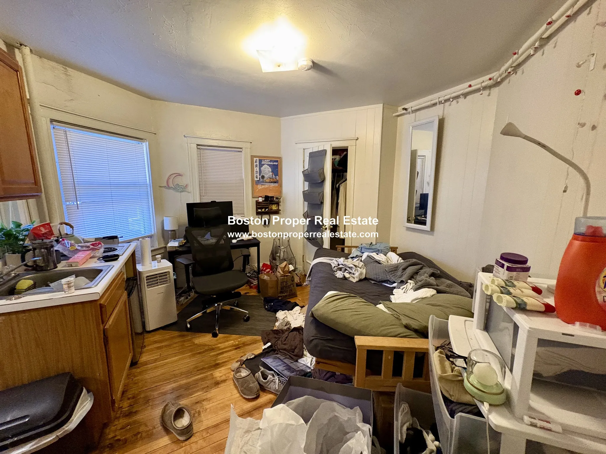 Studio bed, 1 bath apartment for rent at 16 Westland Ave Unit 302, Fenway — photo 2 of 18