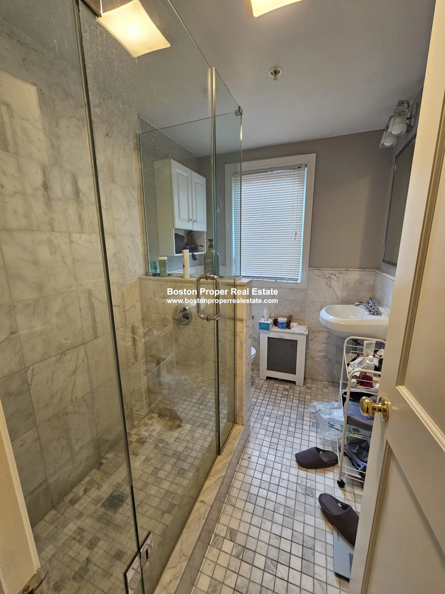 Studio bed, 1 bath apartment for rent at 16 Westland Ave Unit 303, Fenway — photo 4 of 21
