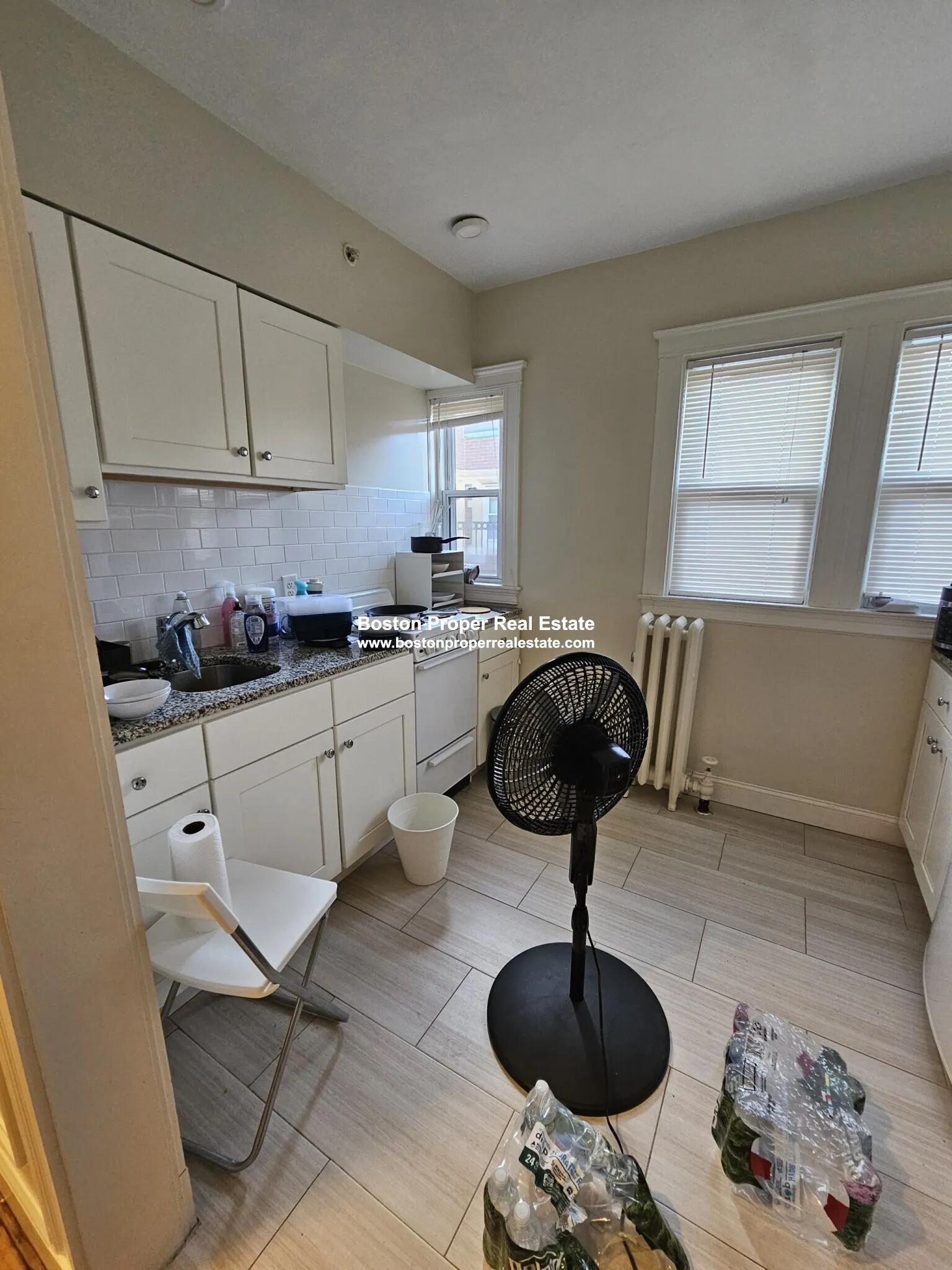 Studio bed, 1 bath apartment for rent at 16 Westland Ave Unit 303, Fenway — photo 3 of 21