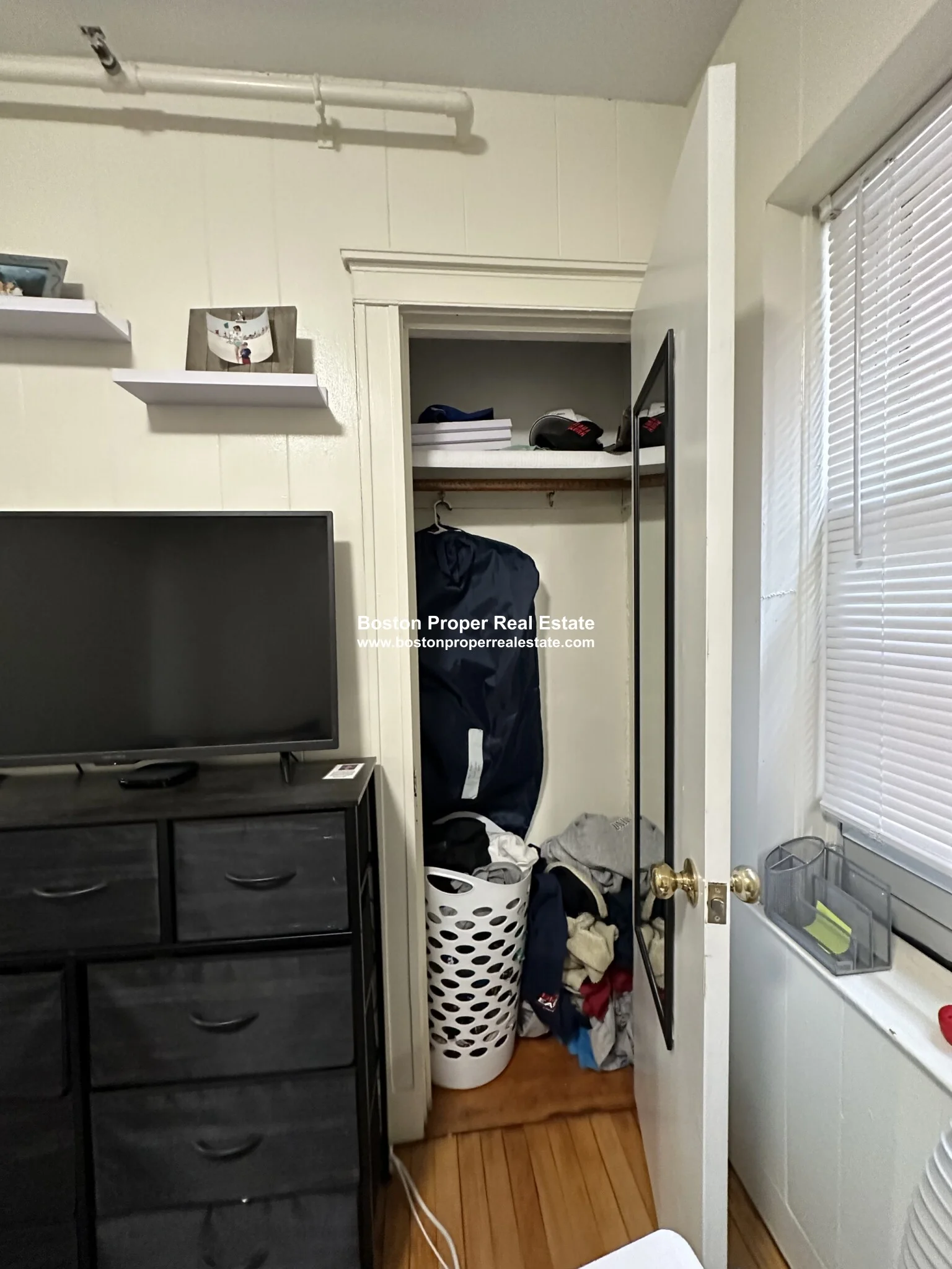 3 bed, 1 bath apartment for rent at 16 Westland Ave Unit 308, Fenway — photo 13 of 16