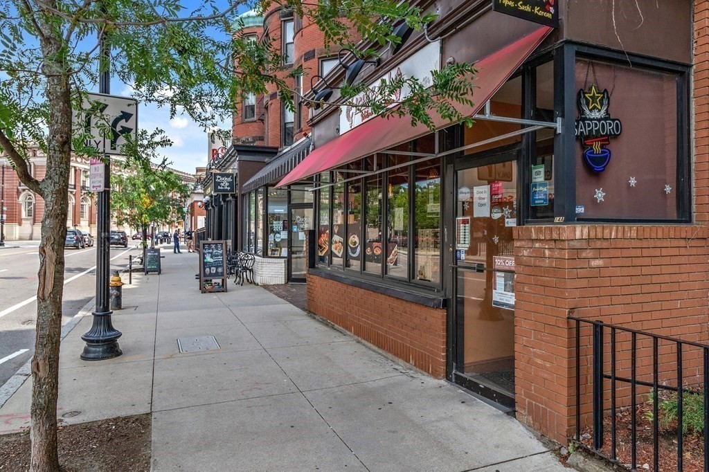 3 bed, 1 bath apartment for rent at 16 Westland Ave Unit 5, Fenway — photo 17 of 17