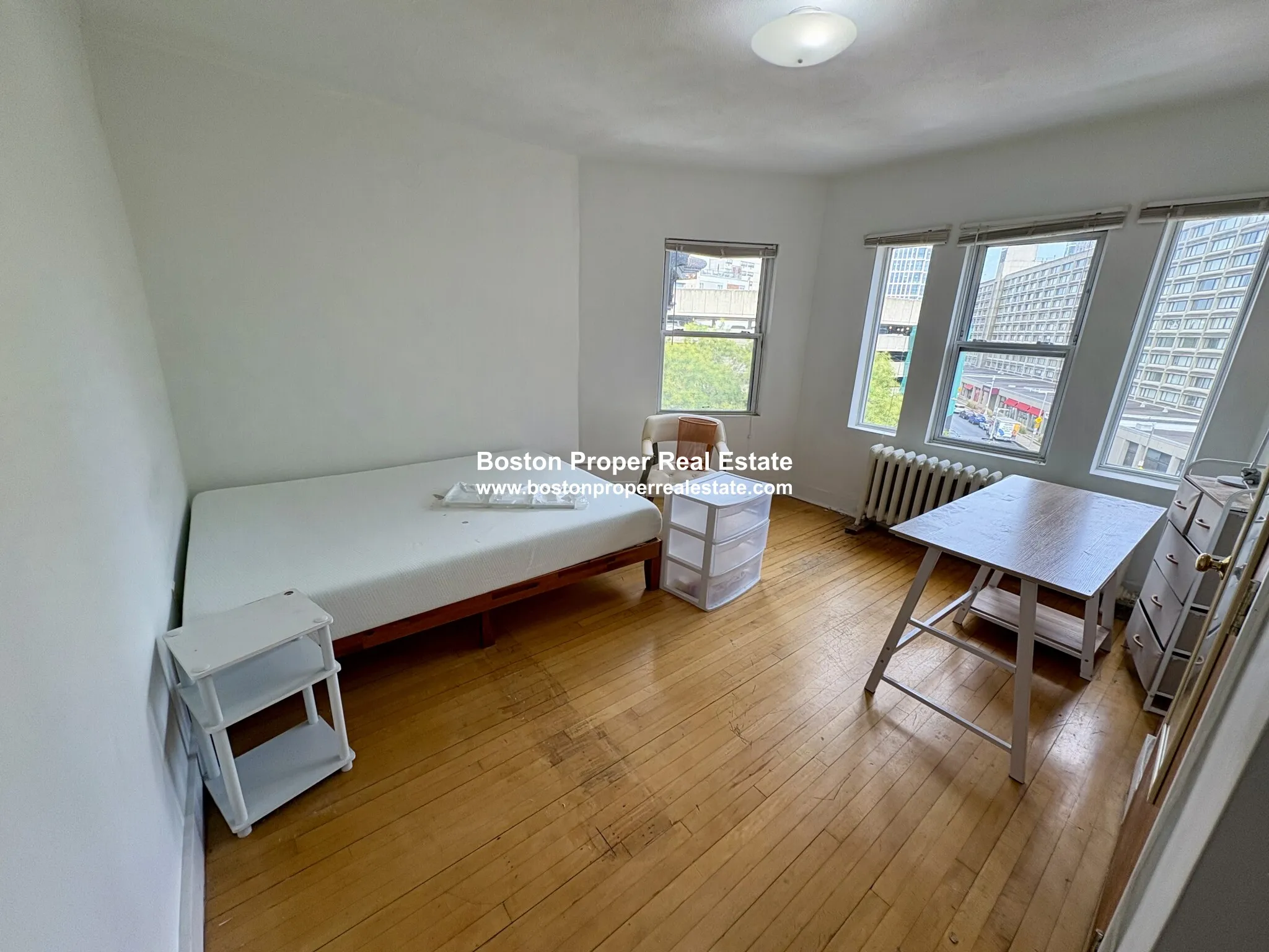 2 bed, 1 bath apartment for rent at 16 Westland Ave Unit 506, Fenway — photo 2 of 24