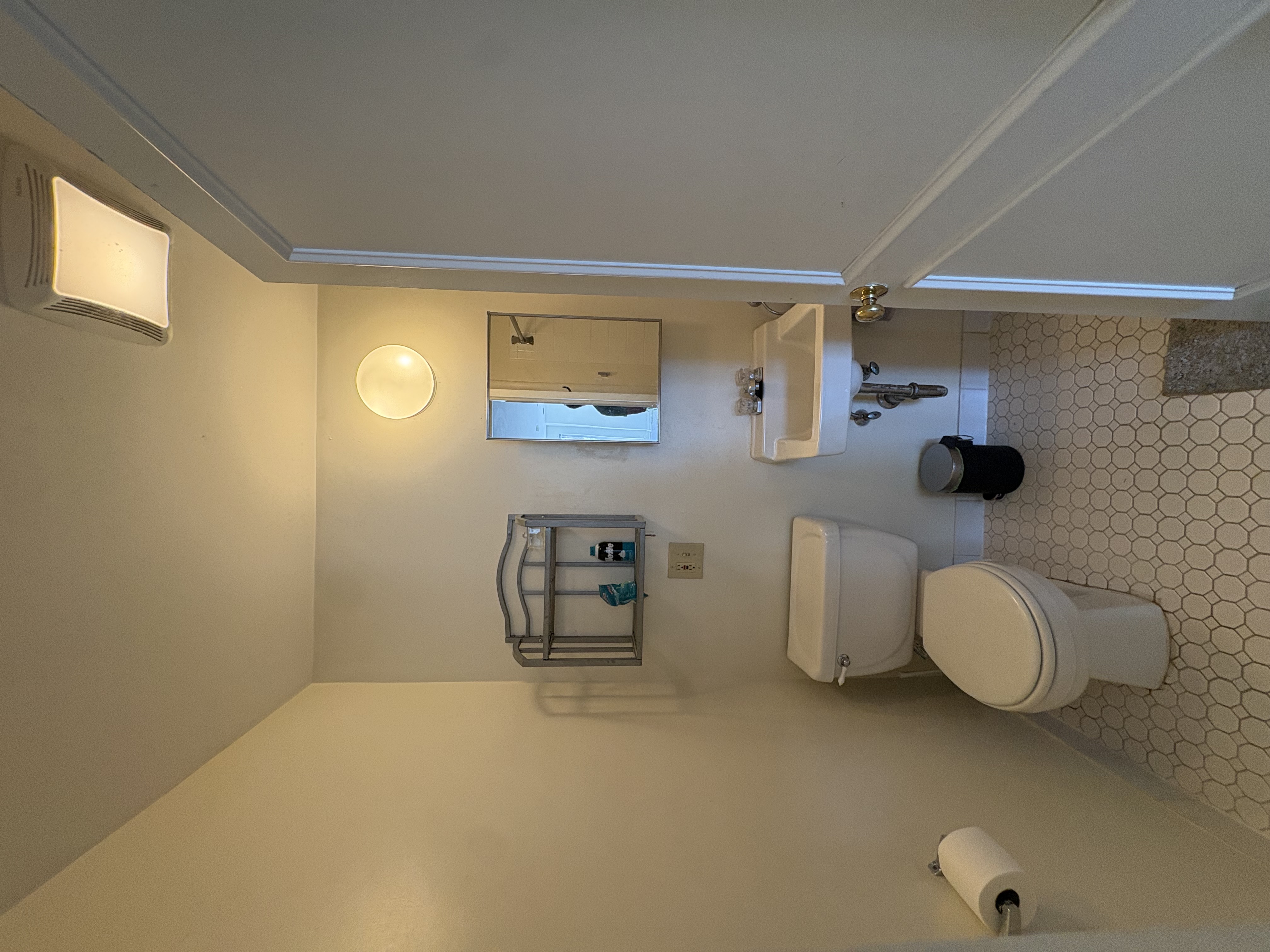 2 bed, 1 bath apartment for rent at 16 Westland Ave Unit Ph4, Fenway — photo 20 of 24