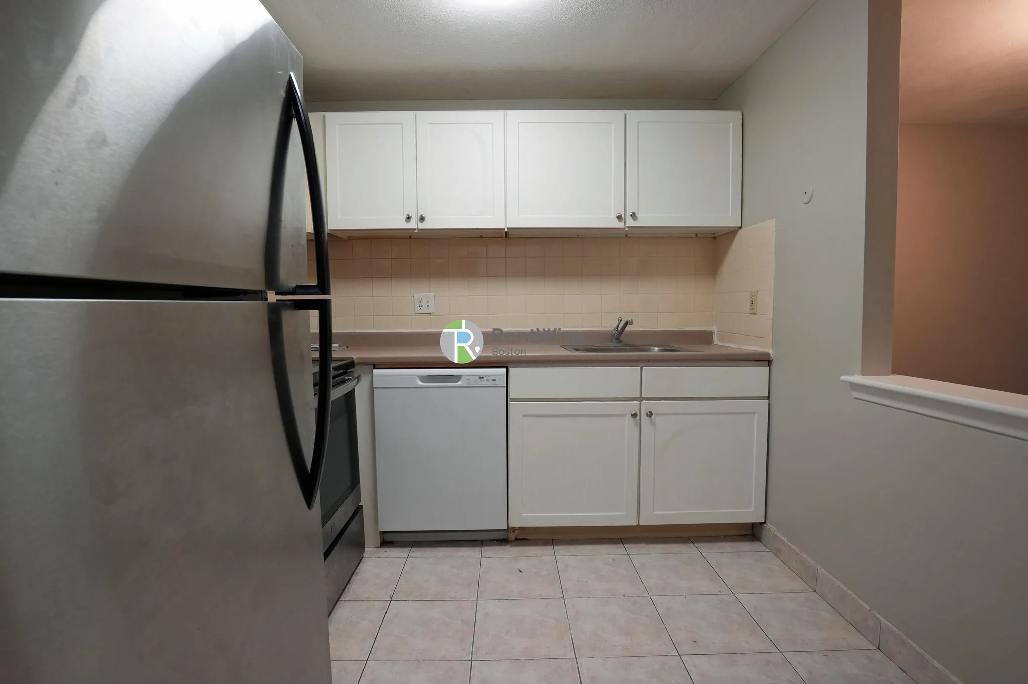 1 bed, 1 bath apartment for rent at 16 Whites Ave Unit 24, Watertown — photo 3 of 8
