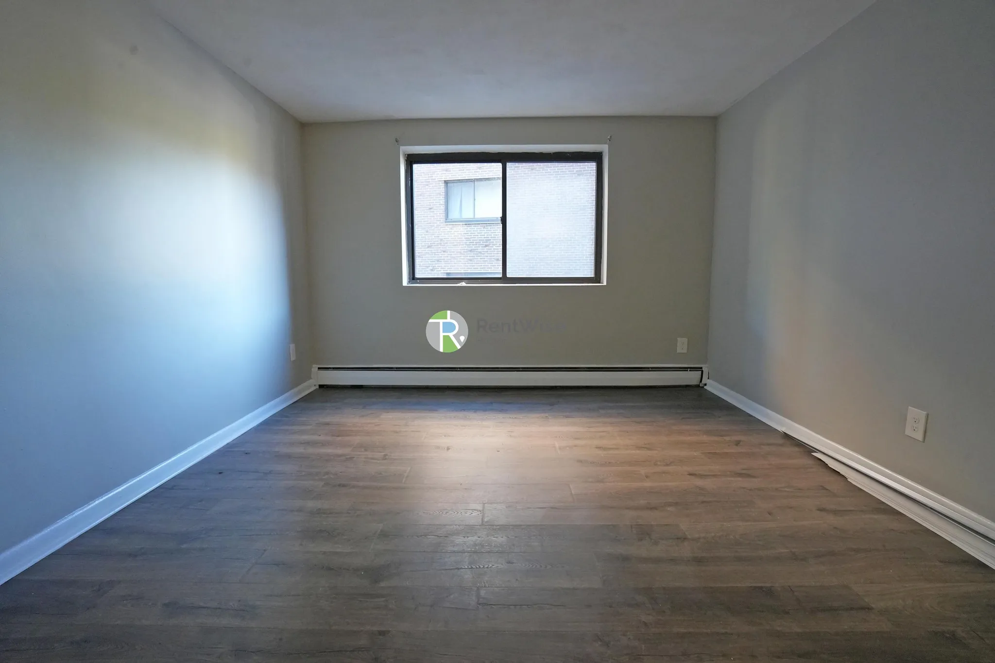 1 bed, 1 bath apartment for rent at 16 Whites Ave Unit 24, Watertown — photo 6 of 8
