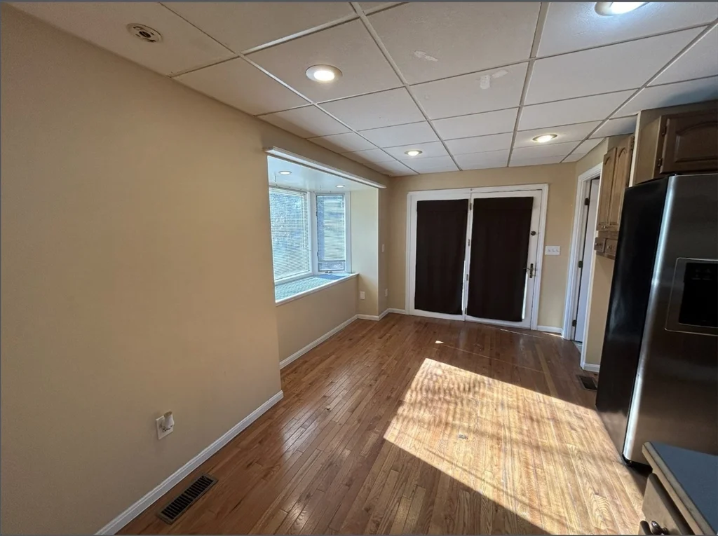 3 bed, 2 bath apartment for rent at 16 Whittier Rd, Natick — photo 6 of 15