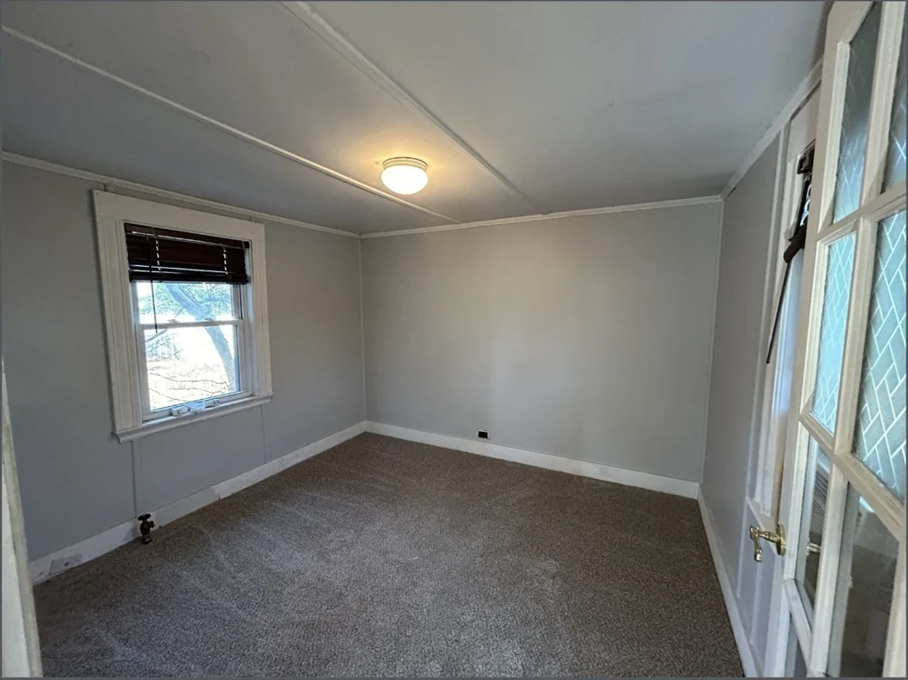 3 bed, 2 bath apartment for rent at 16 Whittier Rd, Natick — photo 4 of 15