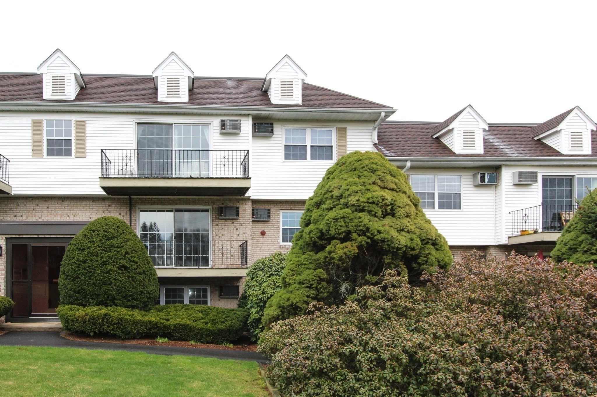 1 bed, 1 bath apartment for rent at 16 Williamsburg Unit 12, Shrewsbury — photo 10 of 11