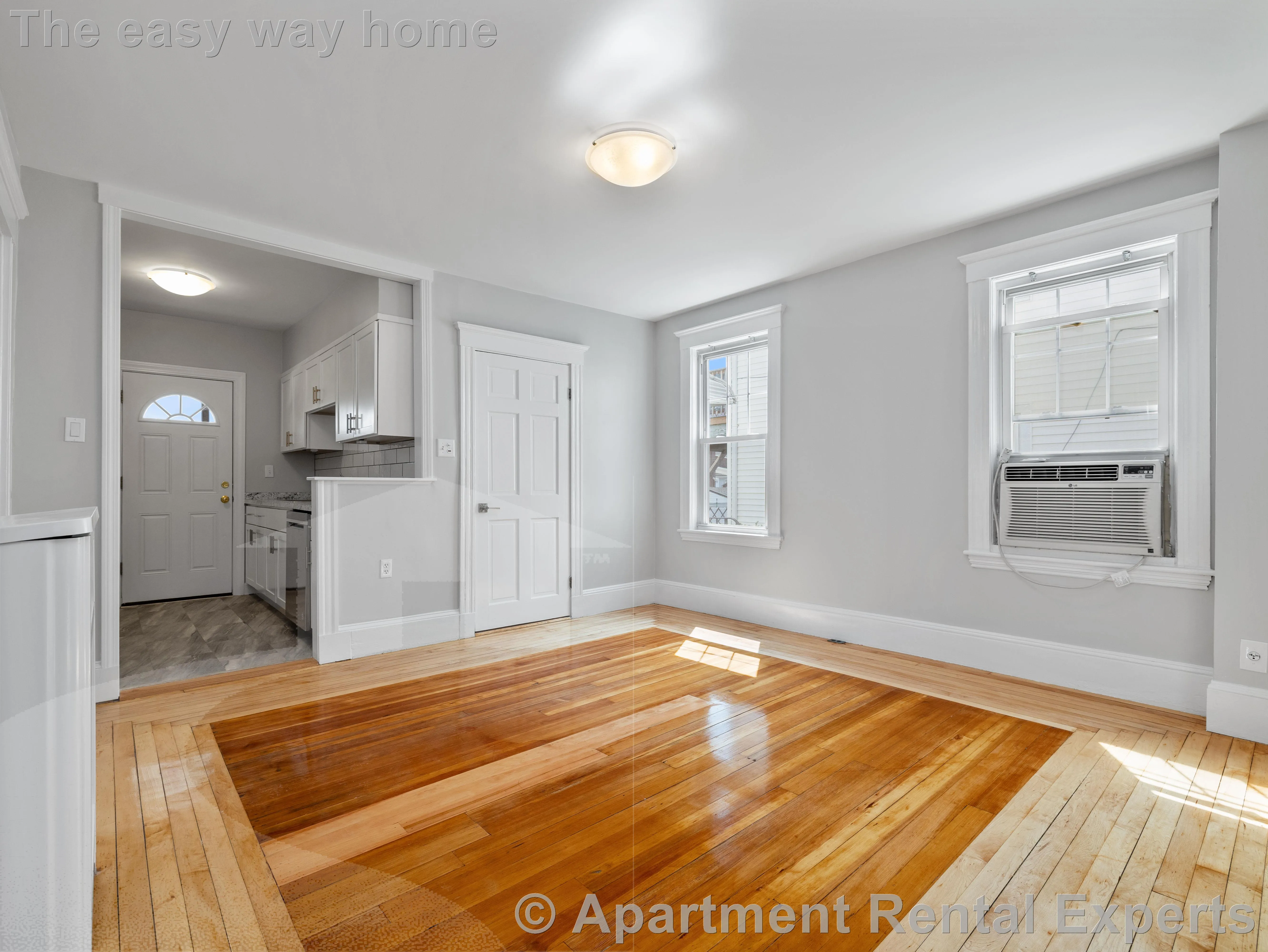 4 bed, 1 bath apartment for rent at 16 Windsor Rd Unit 1, Tufts — photo 2 of 10