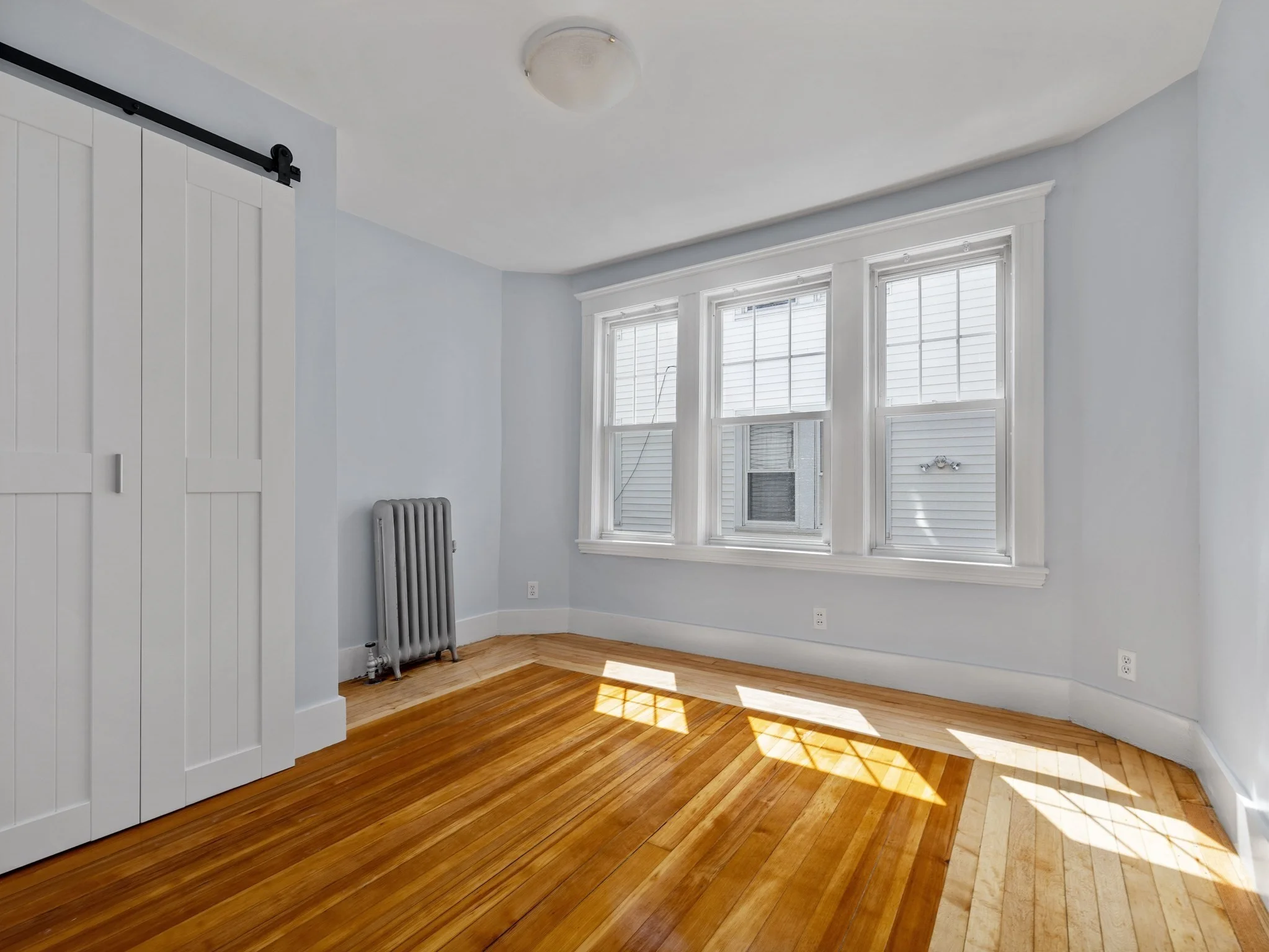 4 bed, 1 bath apartment for rent at 16 Windsor Rd Unit 1, Tufts University — photo 6 of 13