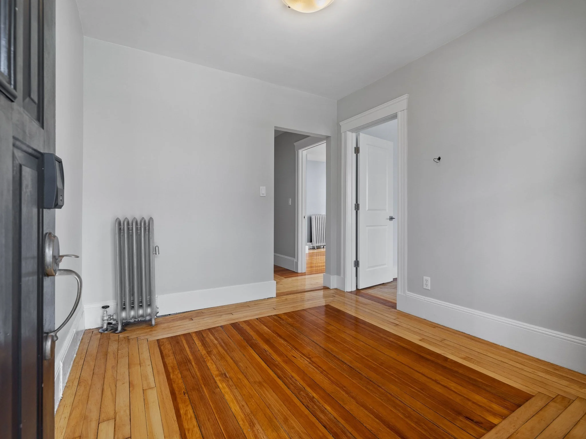 4 bed, 1 bath apartment for rent at 16 Windsor Rd Unit 1, Tufts University — photo 10 of 13