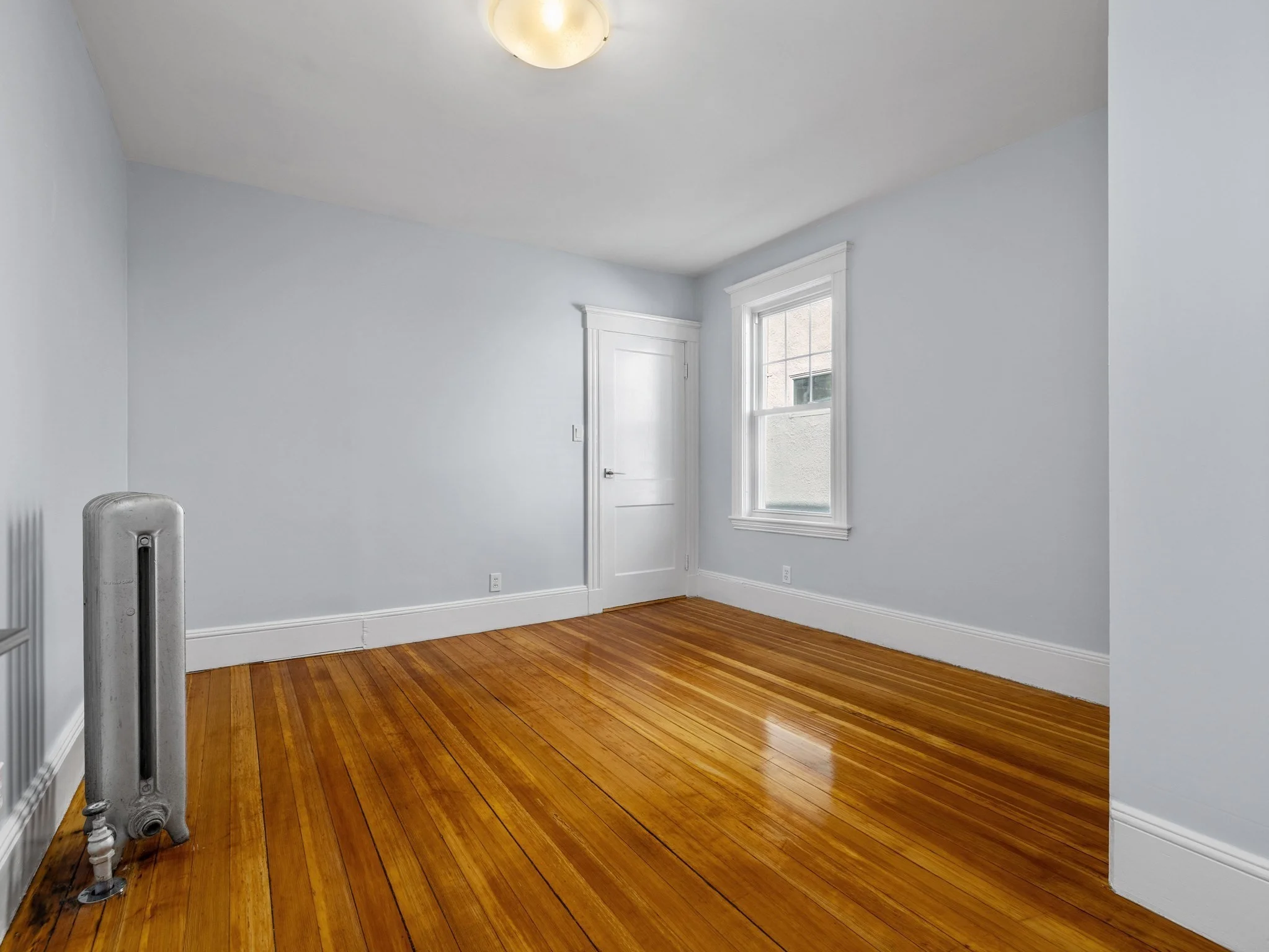 4 bed, 1 bath apartment for rent at 16 Windsor Rd Unit 1, Tufts University — photo 5 of 13