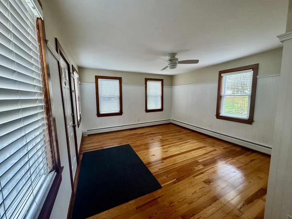 1 bed, 1 bath apartment for rent at 16 Winona Ave, Sconticut Neck — photo 9 of 22