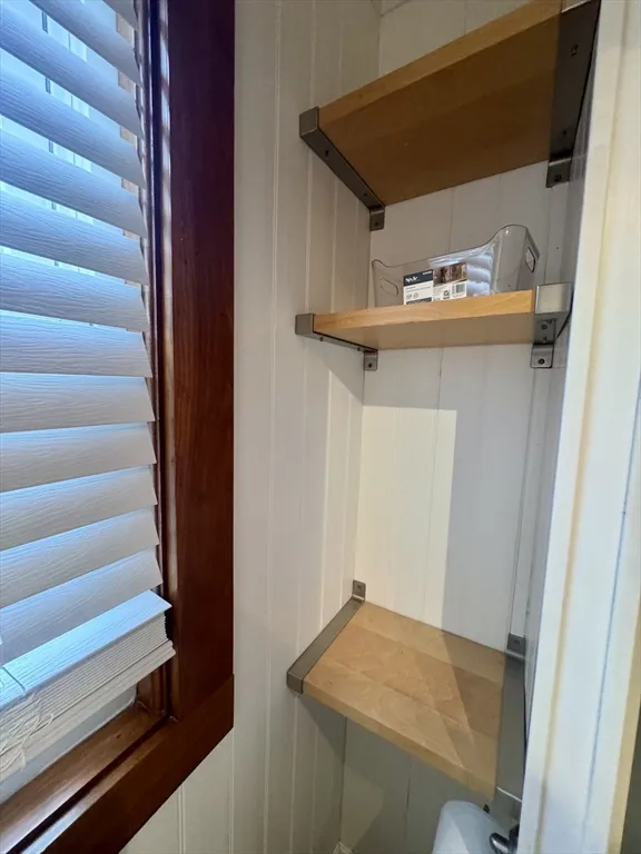 1 bed, 1 bath apartment for rent at 16 Winona Ave, Sconticut Neck — photo 14 of 22