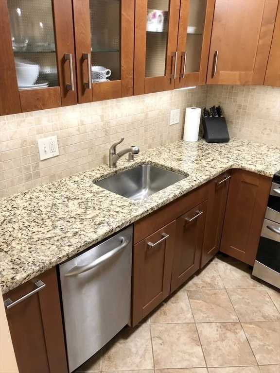 2 bed, 2 bath apartment for rent at 16 Winter St Unit 14C, Waltham