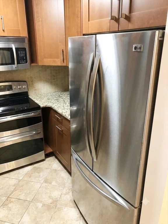 2 bed, 2 bath apartment for rent at 16 Winter St Unit 14C, Waltham — photo 2 of 22