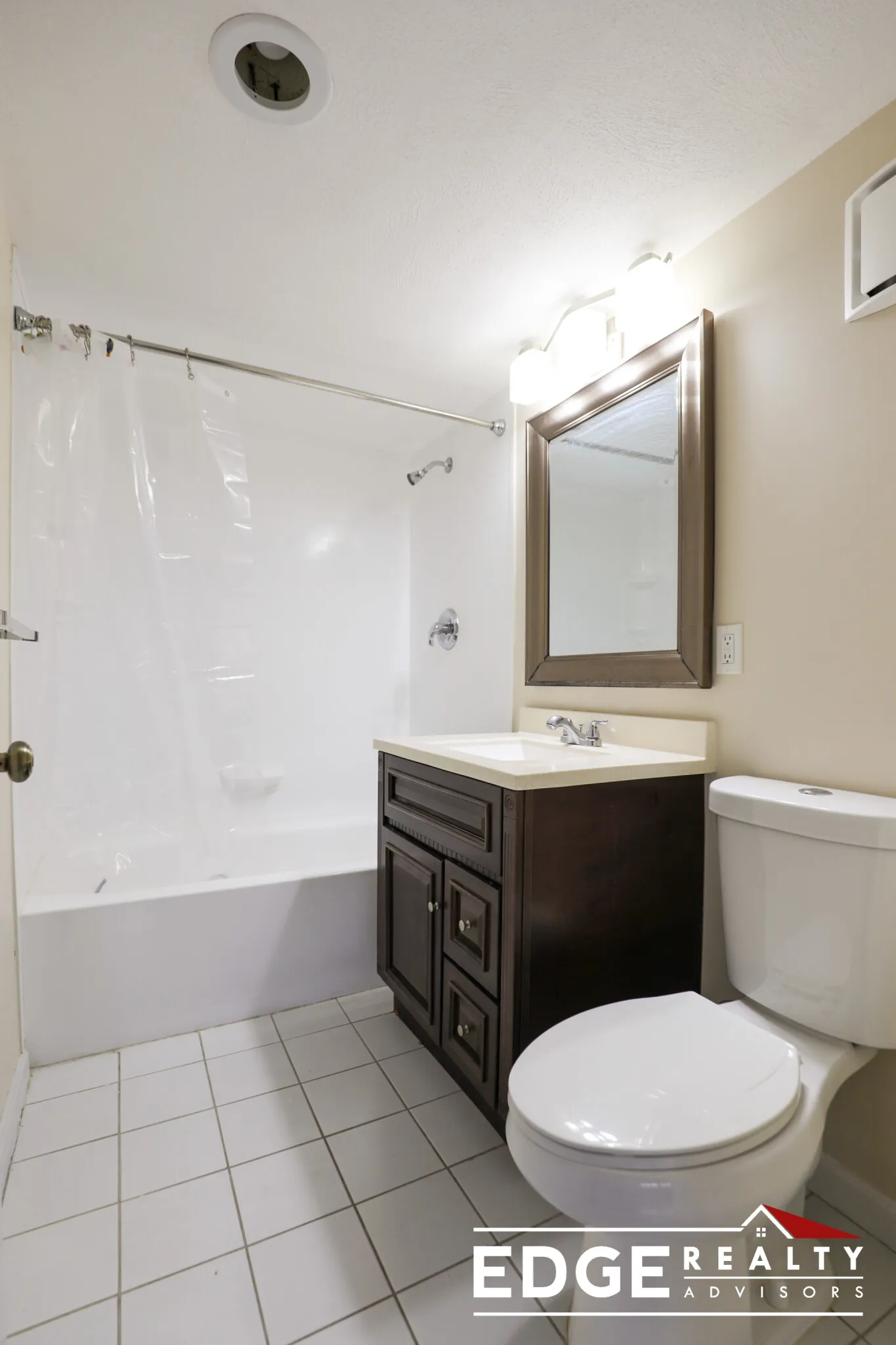 2 bed, 2 bath apartment for rent at 16 Winter St Unit 3, Piety Corner Historic District — photo 8 of 10