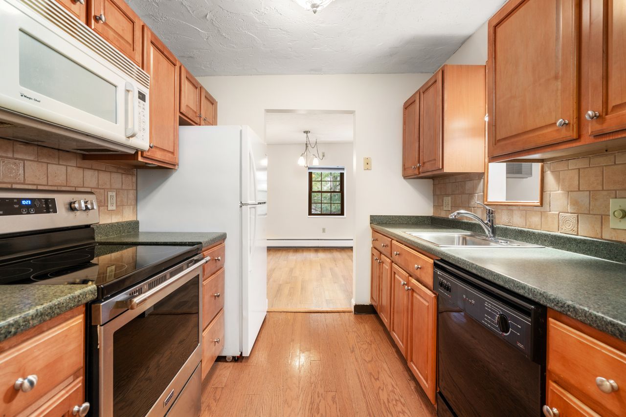2 bed, 2 bath apartment for rent at 16 Winter St Unit 41C, Piety Corner Historic District — photo 10 of 33