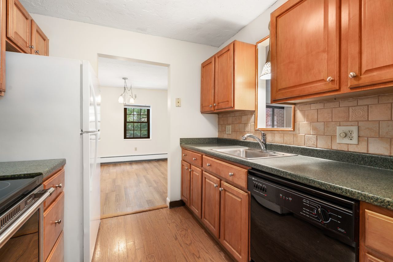 2 bed, 2 bath apartment for rent at 16 Winter St Unit 41C, Piety Corner Historic District — photo 11 of 33