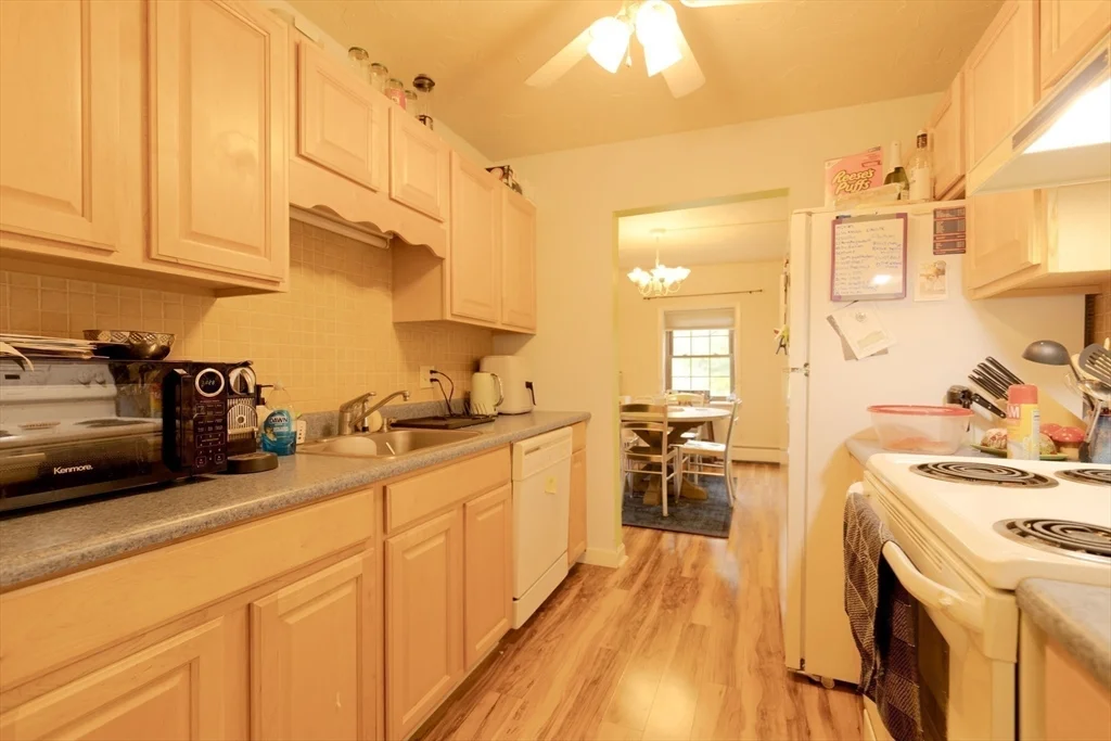 2 bed, 2 bath apartment for rent at 16 Winter St Unit 42C, Waltham — photo 8 of 31
