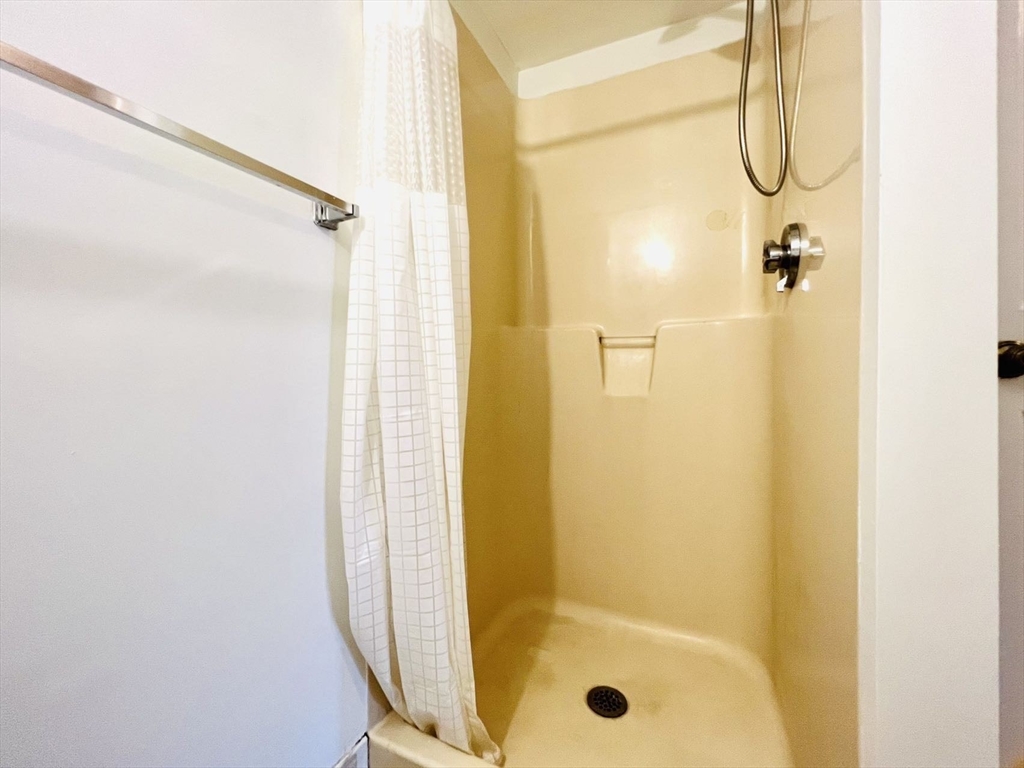 2 bed, 2 bath apartment for rent at 16 Winter St Unit 46A, Waltham — photo 15 of 22