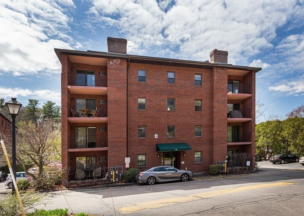 2 bed, 2 bath apartment for rent at 16 Winter Unit 13, Waltham — photo 18 of 19