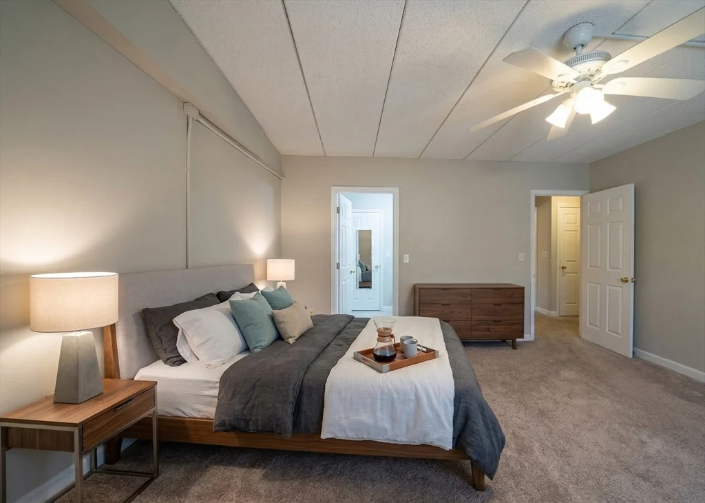 3 bed, 2 bath apartment for rent at 16 Winter Unit 41A, Waltham — photo 8 of 27