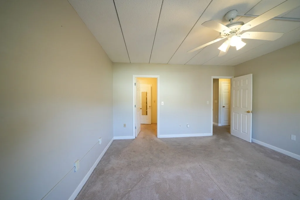 3 bed, 2 bath apartment for rent at 16 Winter Unit 41A, Waltham — photo 9 of 27