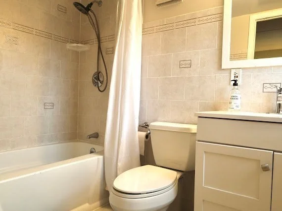 2 bed, 2 bath apartment for rent at 16 Winter Unit 43B, Piety Corner — photo 8 of 12