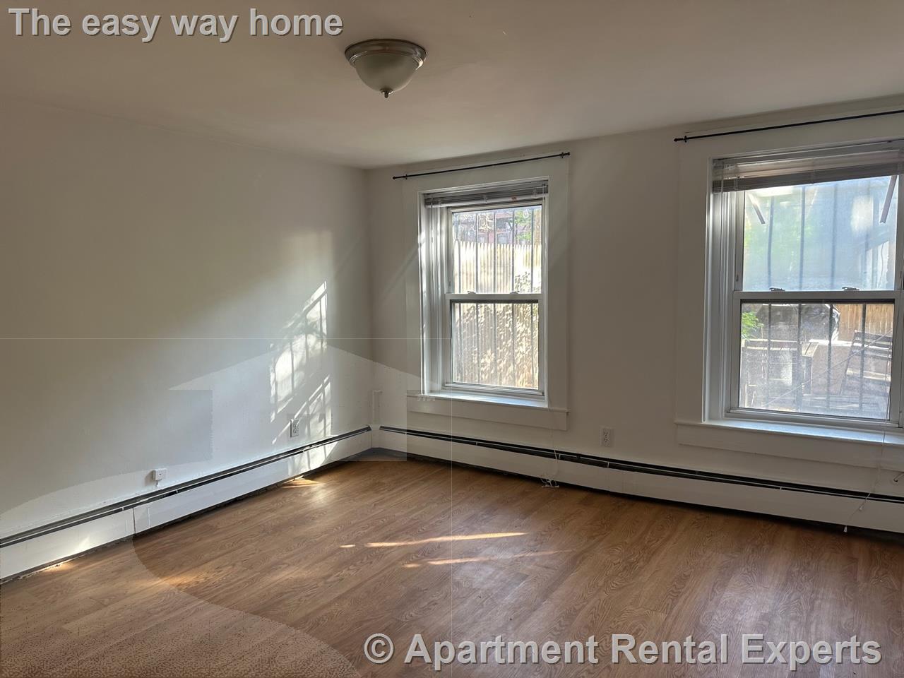2 bed, 1 bath apartment for rent at 16 Yarmouth St Unit 1, Back Bay — photo 3 of 19