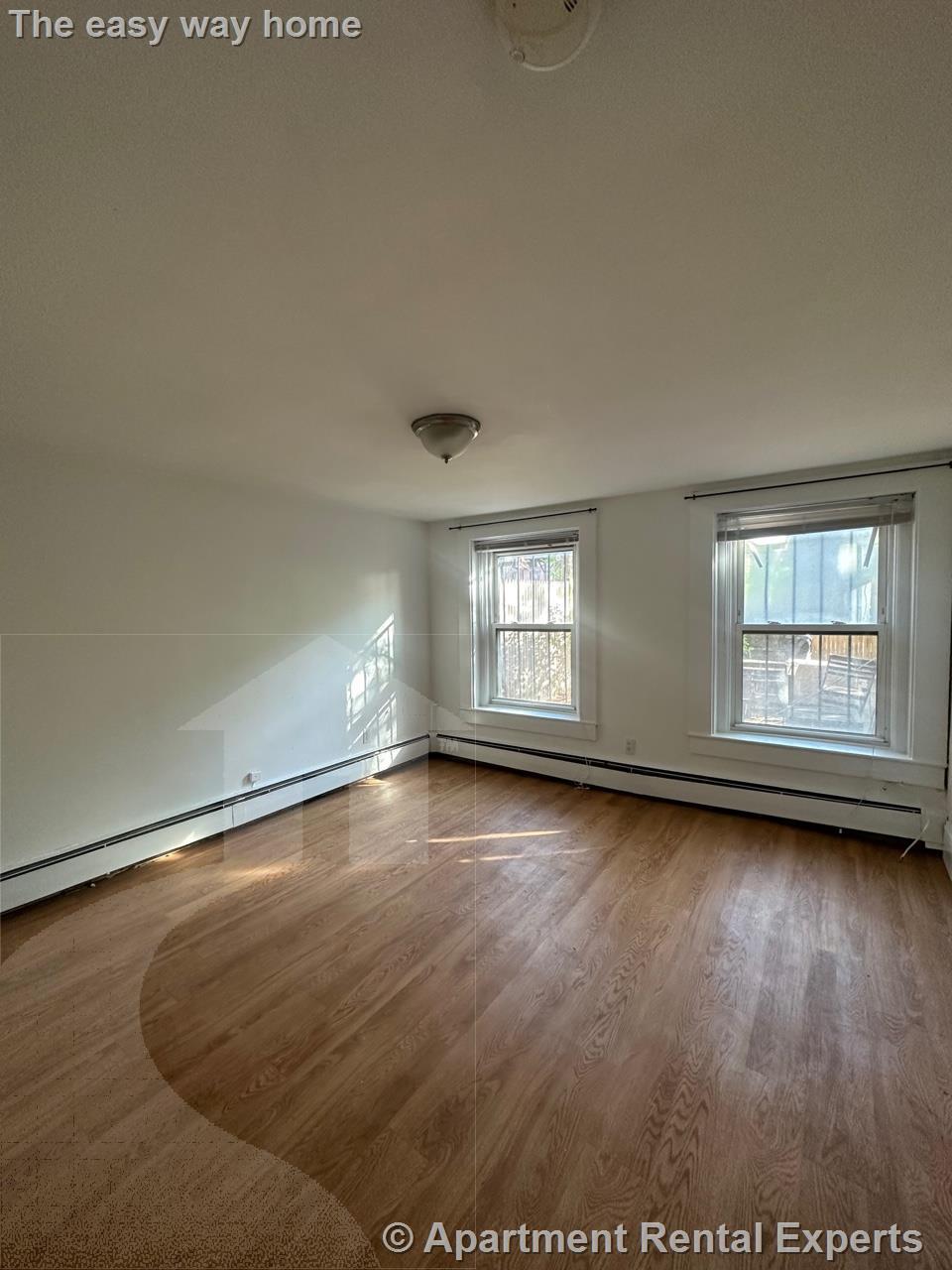 2 bed, 1 bath apartment for rent at 16 Yarmouth St Unit 1, Back Bay — photo 2 of 19