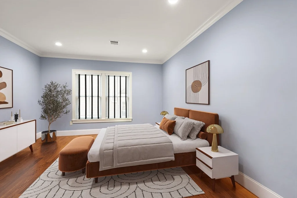 3 bed, 3 bath apartment for rent at 16 Zamora Unit Front, Jamaica Plain — photo 14 of 20
