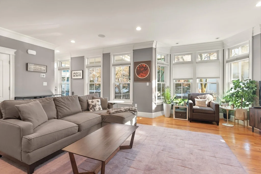 3 bed, 3 bath apartment for rent at 16 Zamora Unit Front, Jamaica Plain — photo 3 of 20