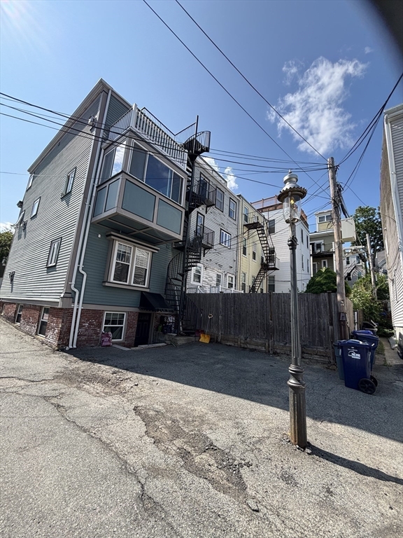 2 bed, 2 bath apartment for rent at 160 1/2 H St Unit 2, South Boston — photo 26 of 28