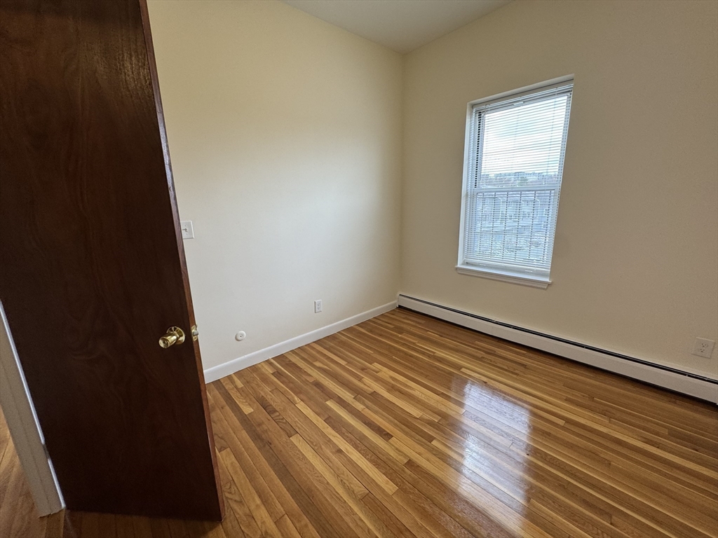 1 bed, 1 bath apartment for rent at 160-180 North Beacon St Unit 12, Brighton — photo 8 of 13