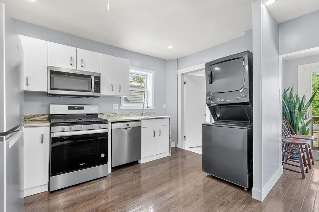 2 bed, 1 bath apartment for rent at 160 5th St Unit 2, East Cambridge — photo 4 of 12