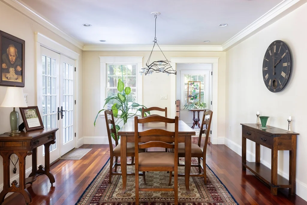 5 bed, 3 bath apartment for rent at 160 Allen Ave, Waban — photo 6 of 19