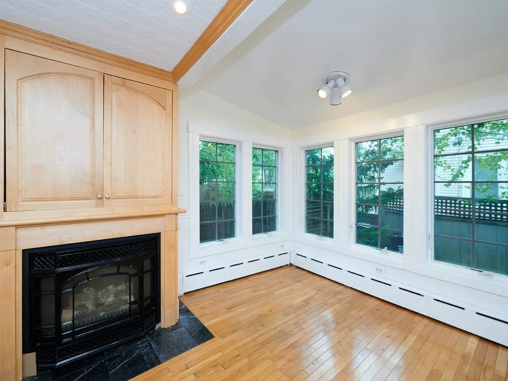 3 bed, 3 bath apartment for rent at 160 Allston St Unit 160, Cambridgeport — photo 2 of 19