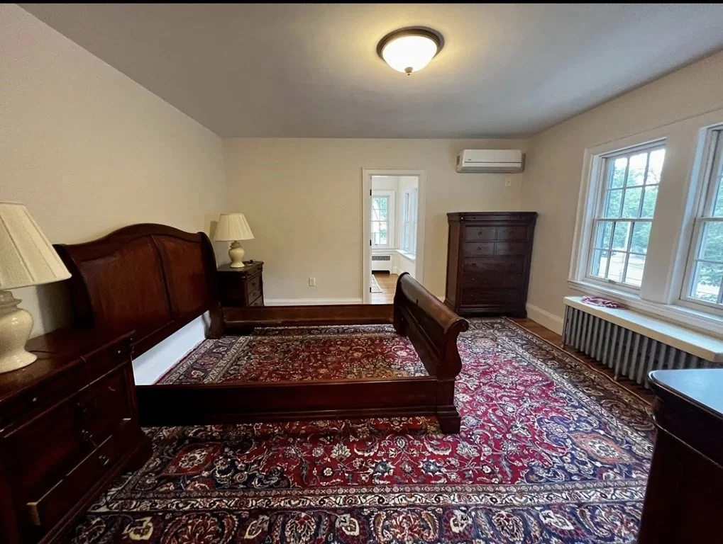 6 bed, 3.5 bath apartment for rent at 160 Arborway Unit 160, Jamaica Plain — photo 18 of 33