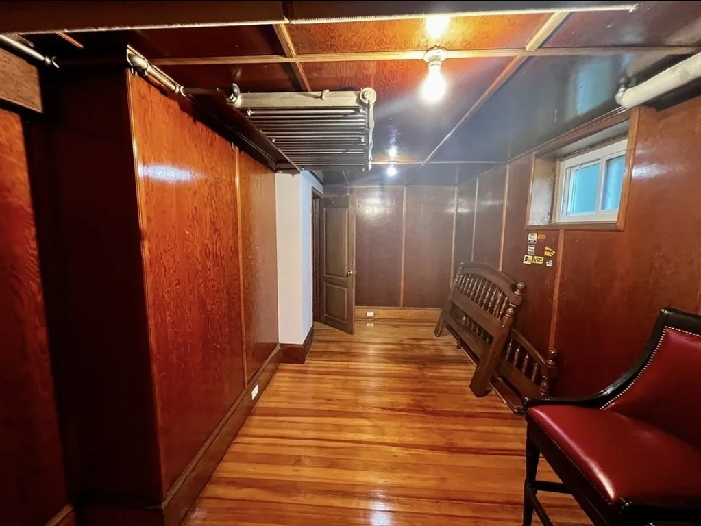 6 bed, 3.5 bath apartment for rent at 160 Arborway Unit 160, Jamaica Plain — photo 25 of 33