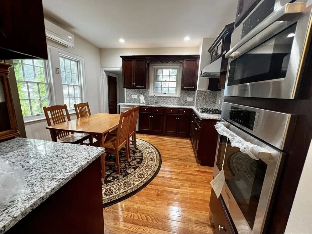 6 bed, 3.5 bath apartment for rent at 160 Arborway Unit 160, Jamaica Plain — photo 5 of 33