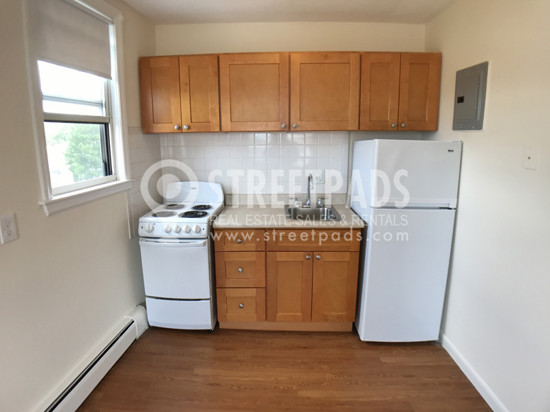 1 bed, 1 bath apartment for rent at 160 North Beacon St Unit 21, Back Bay — photo 5 of 18