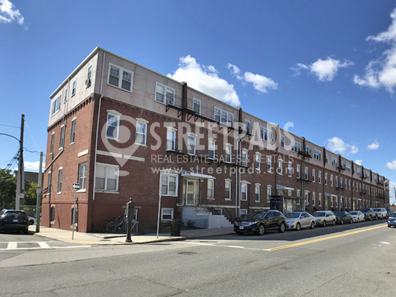 1 bed, 1 bath apartment for rent at 160 North Beacon St Unit 21, Back Bay — photo 13 of 18